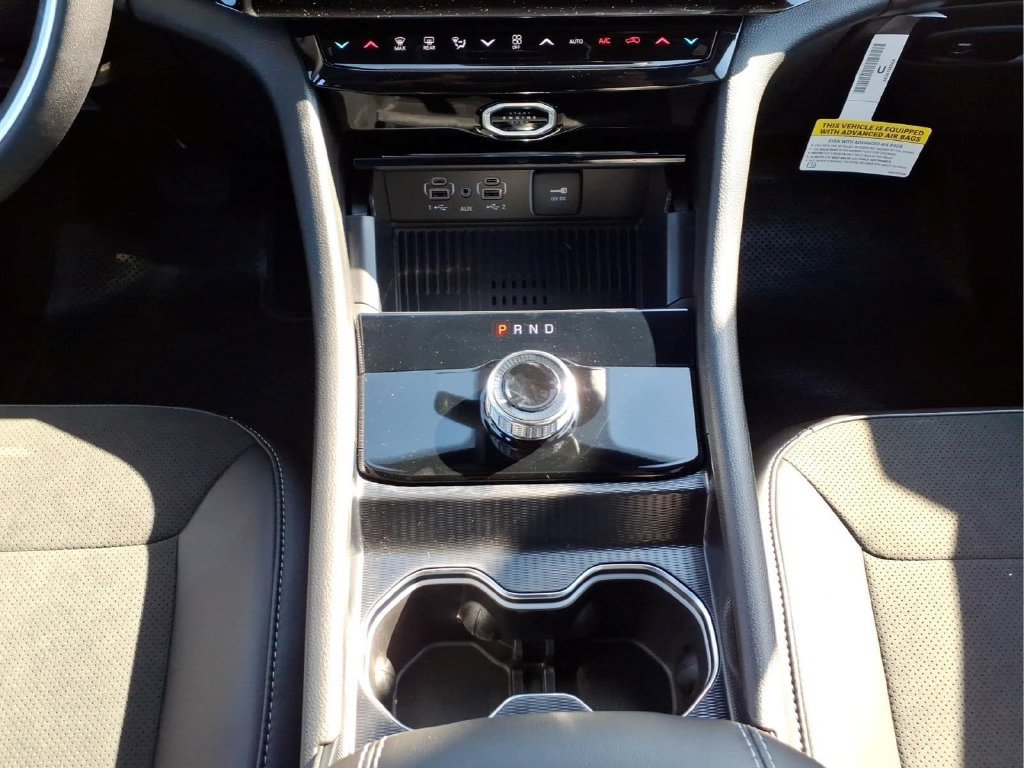 New 2026 Jeep Grand Cherokee Altitude RWD image 13
