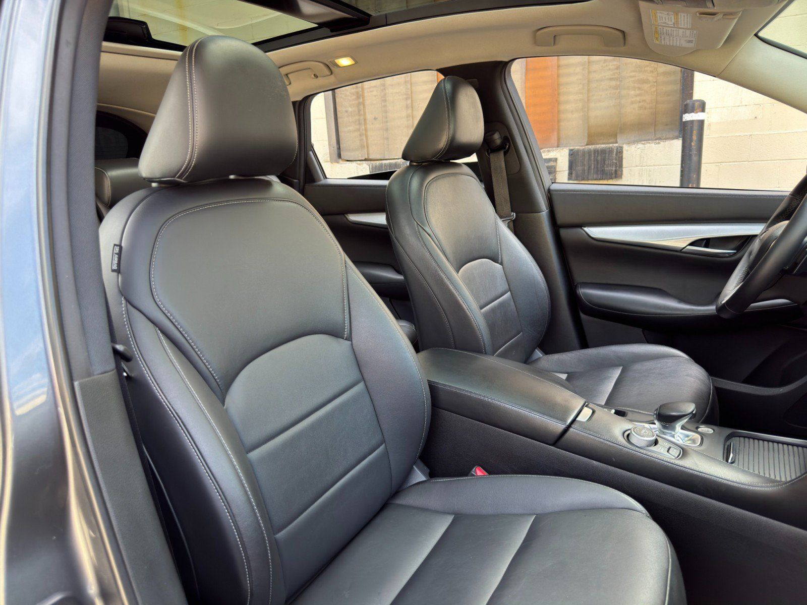 Used 2020 INFINITI QX50 Luxe w/ Navigation Package FWD image 40