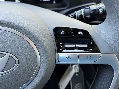 New 2026 Hyundai Elantra SE FWD image 20