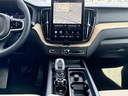 New 2026 Volvo XC60 B5 Plus w/ Climate Package image 15