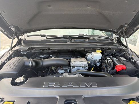 Used 2023 RAM 1500 Laramie AWD/4WD image 33