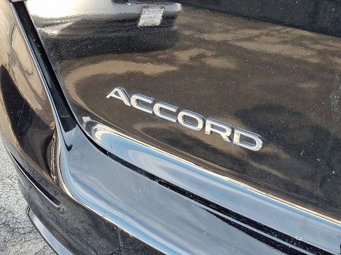 Used 2024 Honda Accord Sport image 31