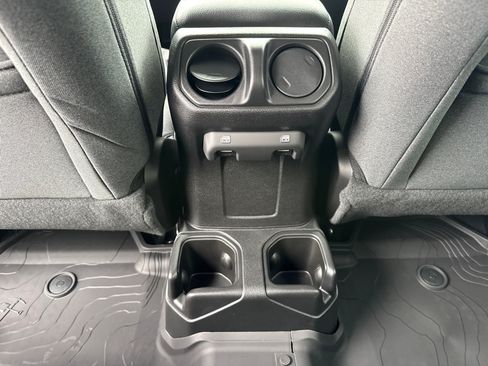New 2025 Jeep Wrangler Willys AWD/4WD image 7