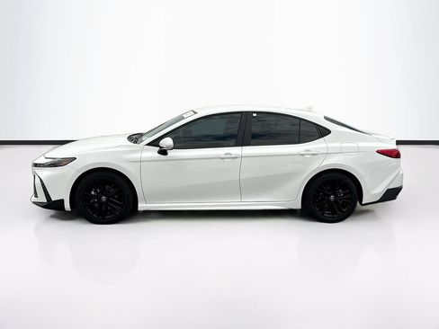 Certified 2026 Toyota Camry SE w/ Convenience Package FWD image 8