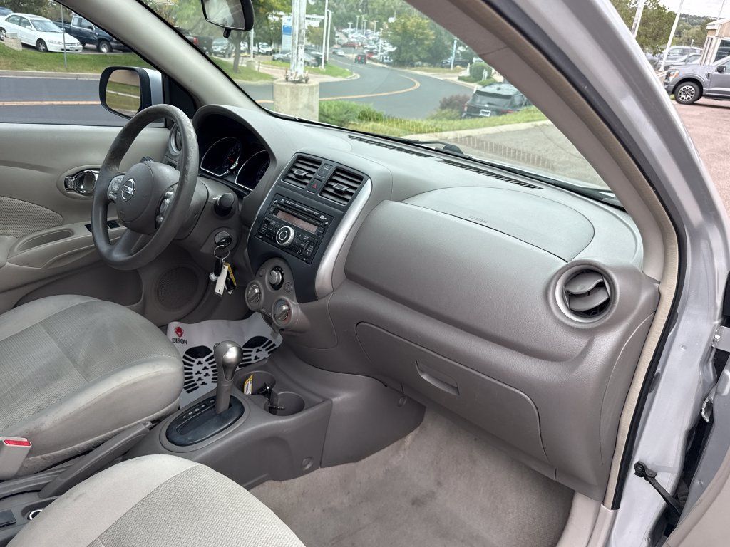 Used 2012 Nissan Versa FWD image 31