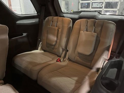Used 2014 Ford Explorer FWD image 10