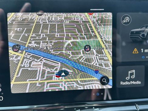 Used 2024 Volkswagen Atlas Cross Sport SEL Premium R-Line image 20