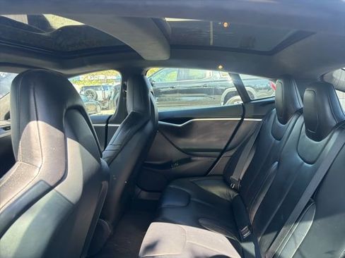 Used 2016 Tesla Model S RWD image 15