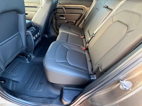 New 2026 Land Rover Defender 110 S image 13