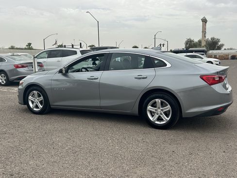 Certified 2024 Chevrolet Malibu LT FWD image 3