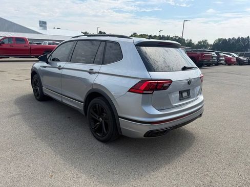 Used 2024 Volkswagen Tiguan SE R-Line AWD/4WD image 18