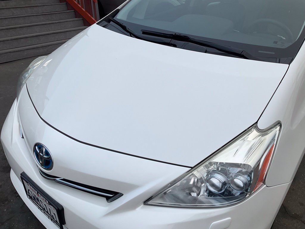 Used 2012 Toyota Prius V Five FWD image 92