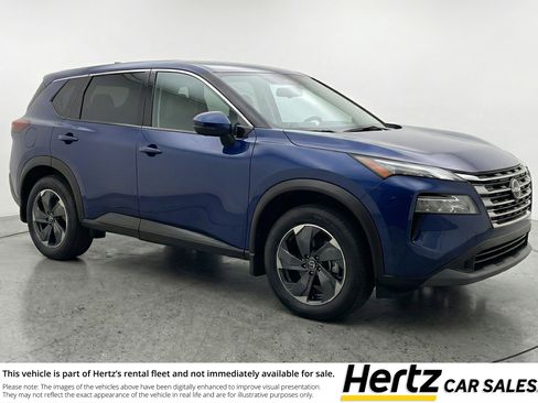 Used 2025 Nissan Rogue SV image 1