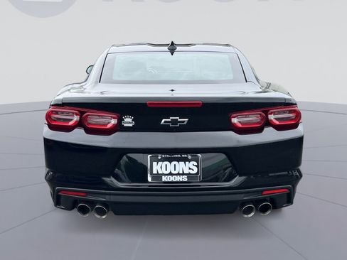 Used 2022 Chevrolet Camaro LT RWD image 10