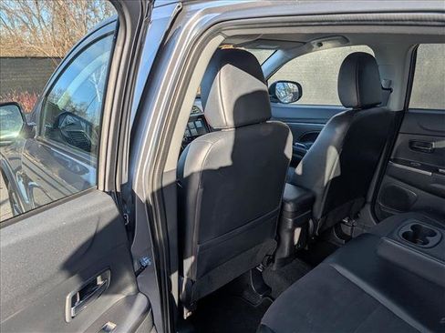 Used 2024 Mitsubishi Outlander Sport SE image 23