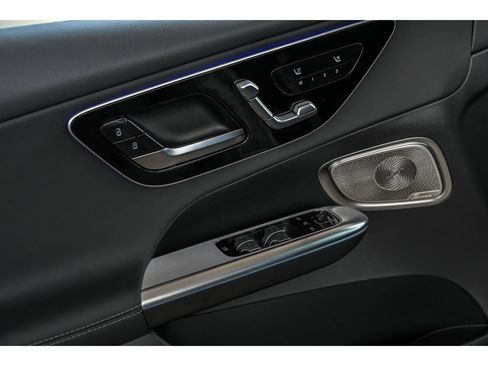 New 2026 Mercedes-Benz GLC 300 4MATIC image 5
