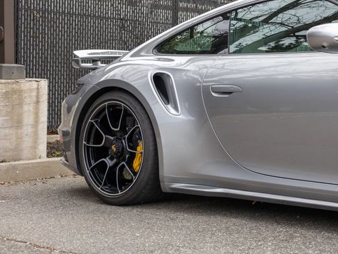 Used 2024 Porsche 911 GT3 RS AWD/4WD image 37