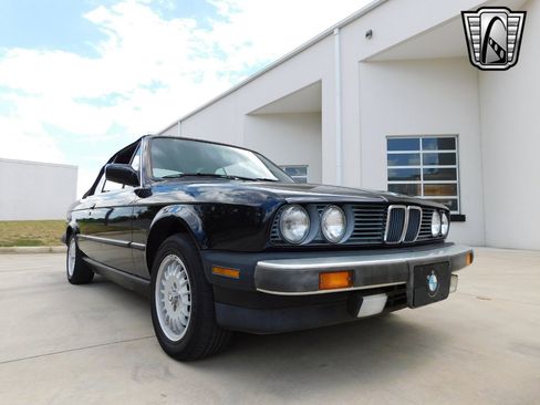 Used 1987 BMW 325i Convertible image 14