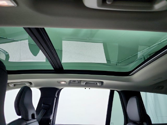New 2027 Volvo XC90 B6 Ultra AWD/4WD image 22