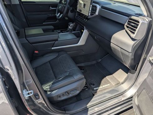 Used 2023 Toyota Sequoia Capstone image 12