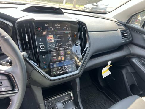 Used 2025 Subaru Ascent Bronze Edition w/ Popular Package #2 image 29