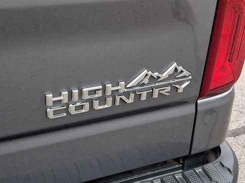 Used 2019 Chevrolet Silverado 1500 High Country w/ High Country Premium Package AWD/4WD image 27