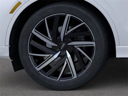 New 2025 Lincoln Aviator Black Label w/ Jet Appearance Package image 19