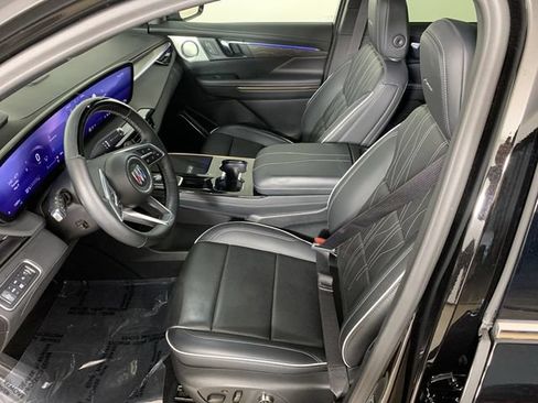 Used 2025 Buick Enclave Avenir w/ Super Cruise Package AWD/4WD image 30