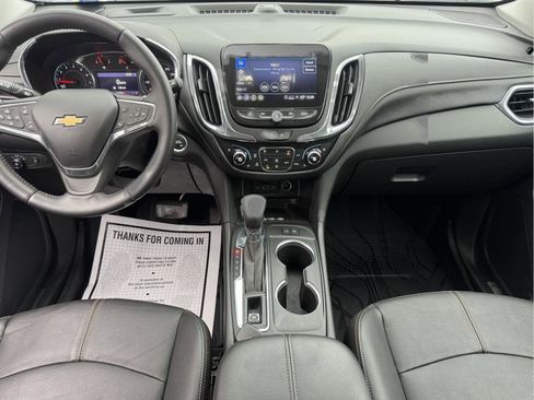 Used 2022 Chevrolet Equinox Premier image 16