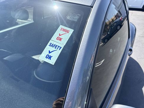 Used 2007 Volkswagen Beetle Coupe w/ Package 1 image 10