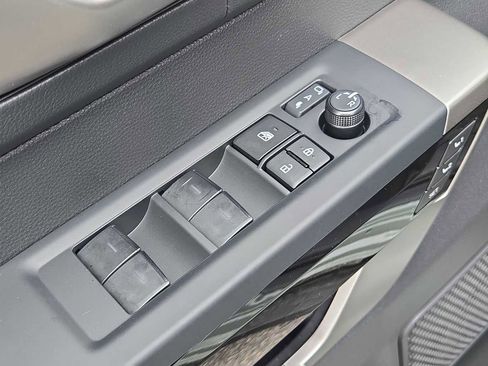New 2026 Toyota Tundra Limited AWD/4WD image 11