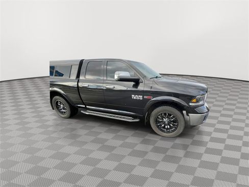 Used 2017 RAM 1500 Laramie w/ Convenience Group image 9