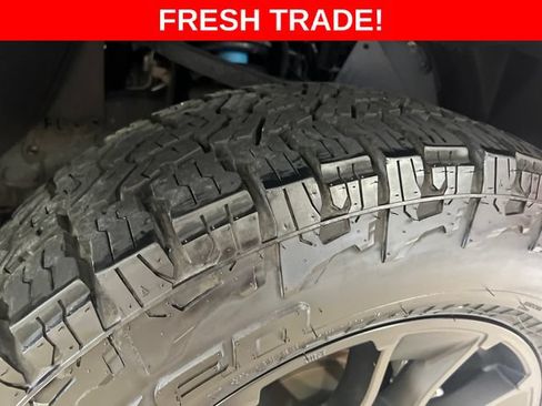 Used 2025 Toyota Tundra Limited w/ TRD Off-Road Package AWD/4WD image 28
