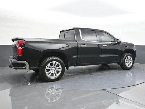 New 2026 Chevrolet Silverado 1500 LTZ w/ LTZ Premium Package AWD/4WD image 15