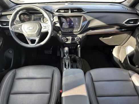 Certified 2023 Chevrolet TrailBlazer ACTIV w/ Sun and Liftgate Package image 14