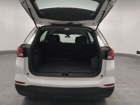 Used 2022 Chevrolet Equinox LS w/ LPO, Floor Liner Package image 29