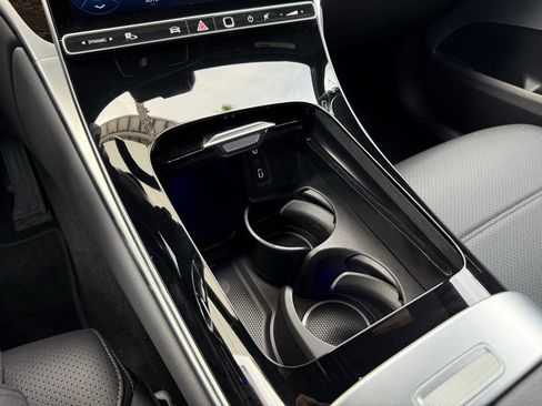 Certified 2026 Mercedes-Benz GLC 300 image 23