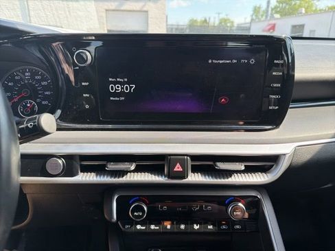 Used 2023 Kia K5 GT-Line w/ GT-Line Premium Package FWD image 13