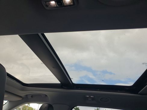 Used 2023 Ford Explorer XLT w/ Equipment Group 202A image 31