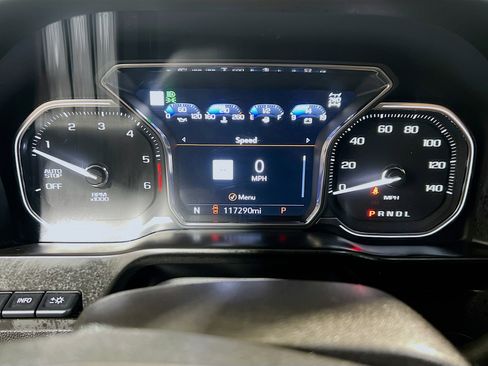 Used 2021 GMC Sierra 1500 AT4 w/ Technology Package AWD/4WD image 8