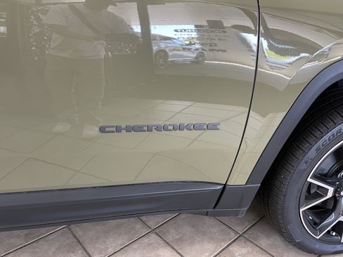 New 2026 Jeep Cherokee Overland AWD/4WD image 7