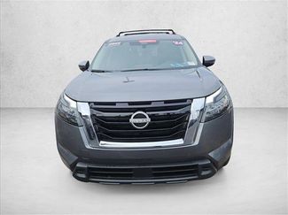 Certified 2024 Nissan Pathfinder SV video 2