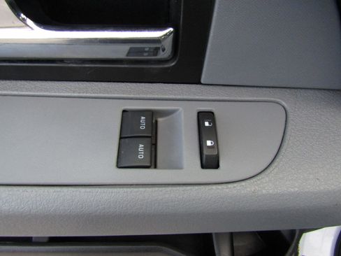 Used 2014 Ford F150 XL w/ Equipment Group 101A Mid image 9