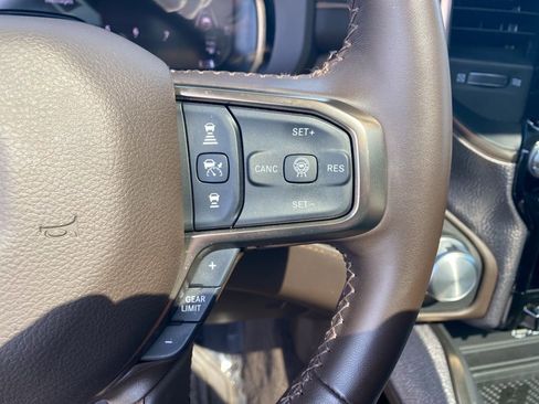 Used 2025 RAM 1500 Limited image 18