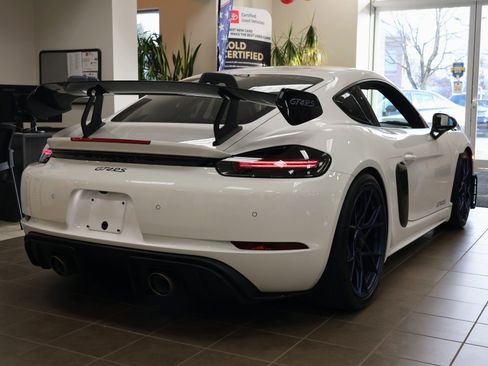 Used 2024 Porsche 718 Cayman GT4 RS image 4
