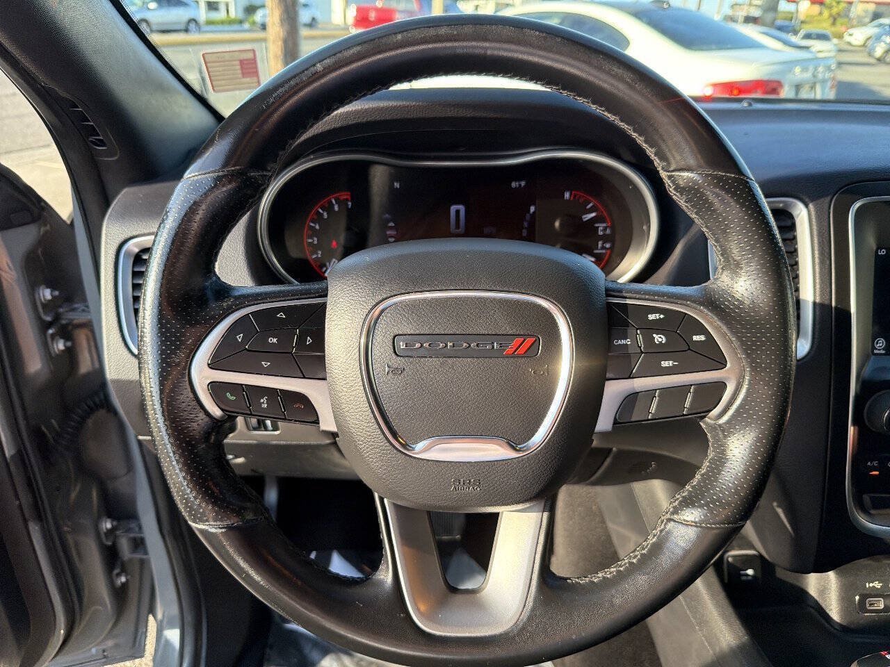 Used 2020 Dodge Durango SXT AWD/4WD image 30