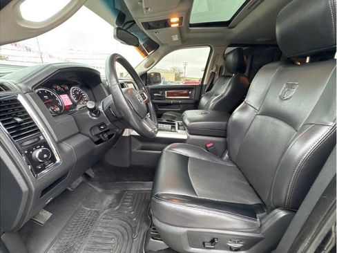 Used 2010 Dodge Ram 1500 Truck Laramie image 4