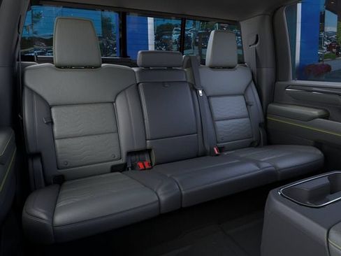 New 2026 Chevrolet Silverado 2500 ZR2 w/ LPO, Dark Essentials Package AWD/4WD image 17