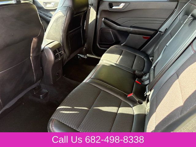 Certified 2024 Ford Escape ST-Line w/ Tech Pack #1 FWD image 17