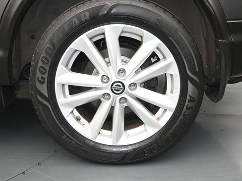 Used 2019 Nissan Rogue Sport SV AWD/4WD image 14